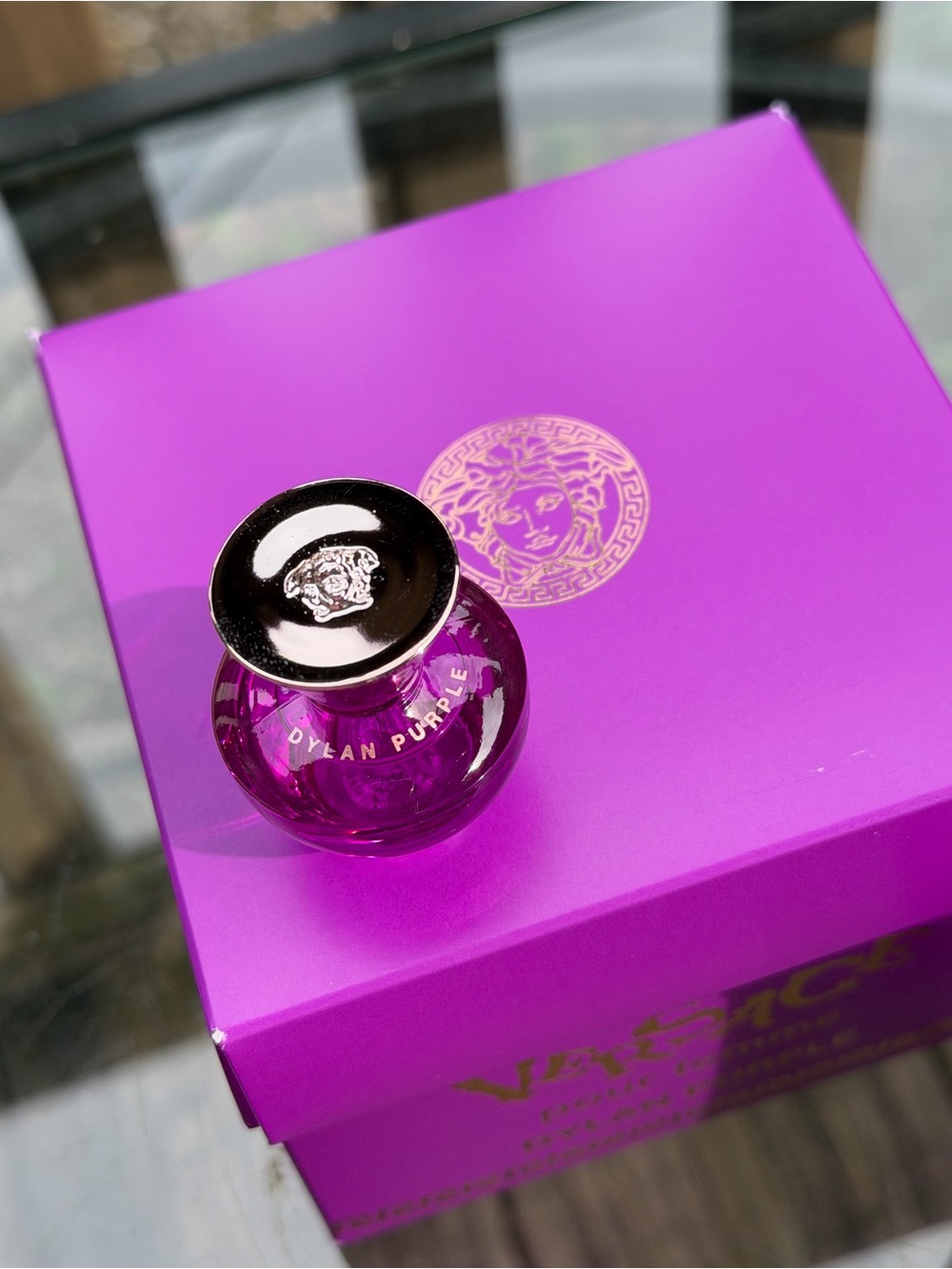 Versace Dylan Purple gift box - Picture 5 of 9